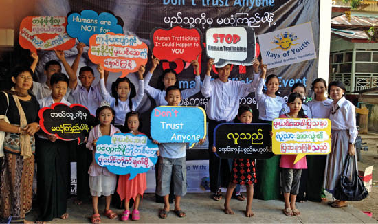 Erste offizielle Road Show in Myanmar mit 1.200 Besuchern