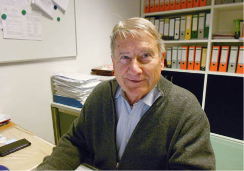Dr. Hans Egger