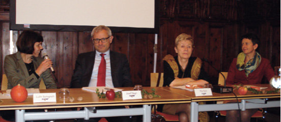 V.l. Judith Bertagnolli, Josef Negri, Tila Mair und Helga Pedrotti.