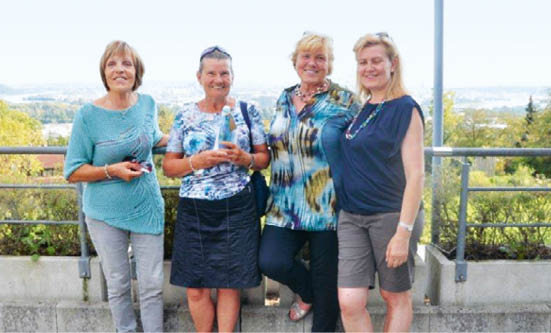 V.l. Rosa Stecher, Marisa Torggler, Helga Mutschlechner und Margareth Fink, die Teilnehmerinnen des KVW an der Sommerakademie in Linz.